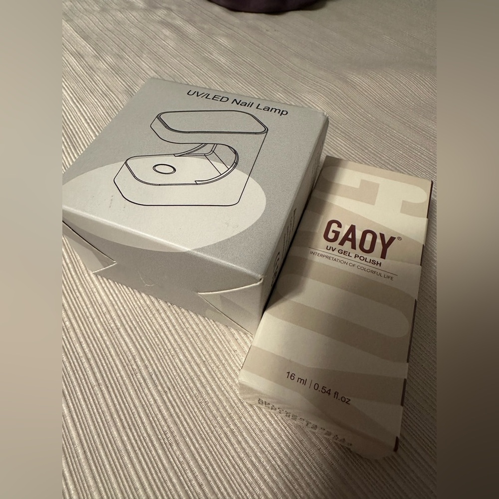 UV light & UV Gel Polish